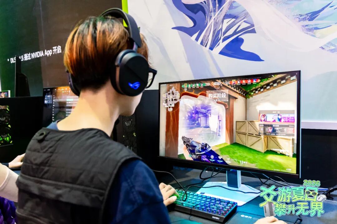 【展会直击】BW 2026圆满收官 泰坦军团三展台引爆全场！4K OLED双旗舰与裸眼3D显示器齐亮相！ · 现场与资料图片