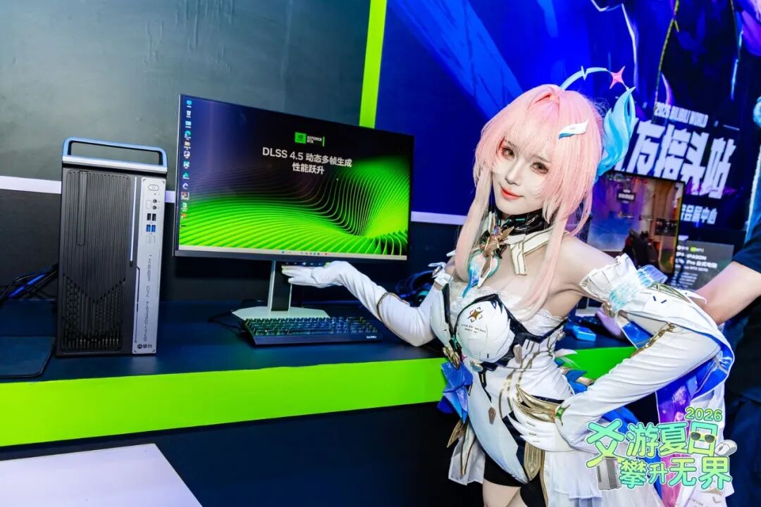 【展会直击】BW 2026圆满收官 泰坦军团三展台引爆全场！4K OLED双旗舰与裸眼3D显示器齐亮相！ · 现场与资料图片