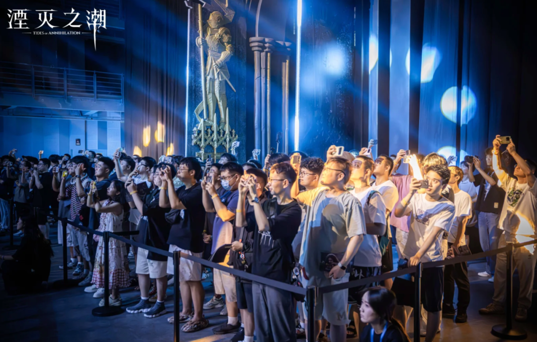 【喜报】《湮灭之潮》斩获科隆游戏展「最具史诗感」大奖!泰坦军团持续赋能国产大作试玩! · 现场与资料图片